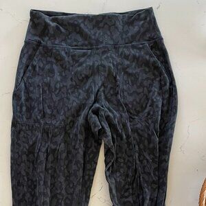 lululemon Align™ High-Rise Jogger Full Length - Black Leopard - Size 6